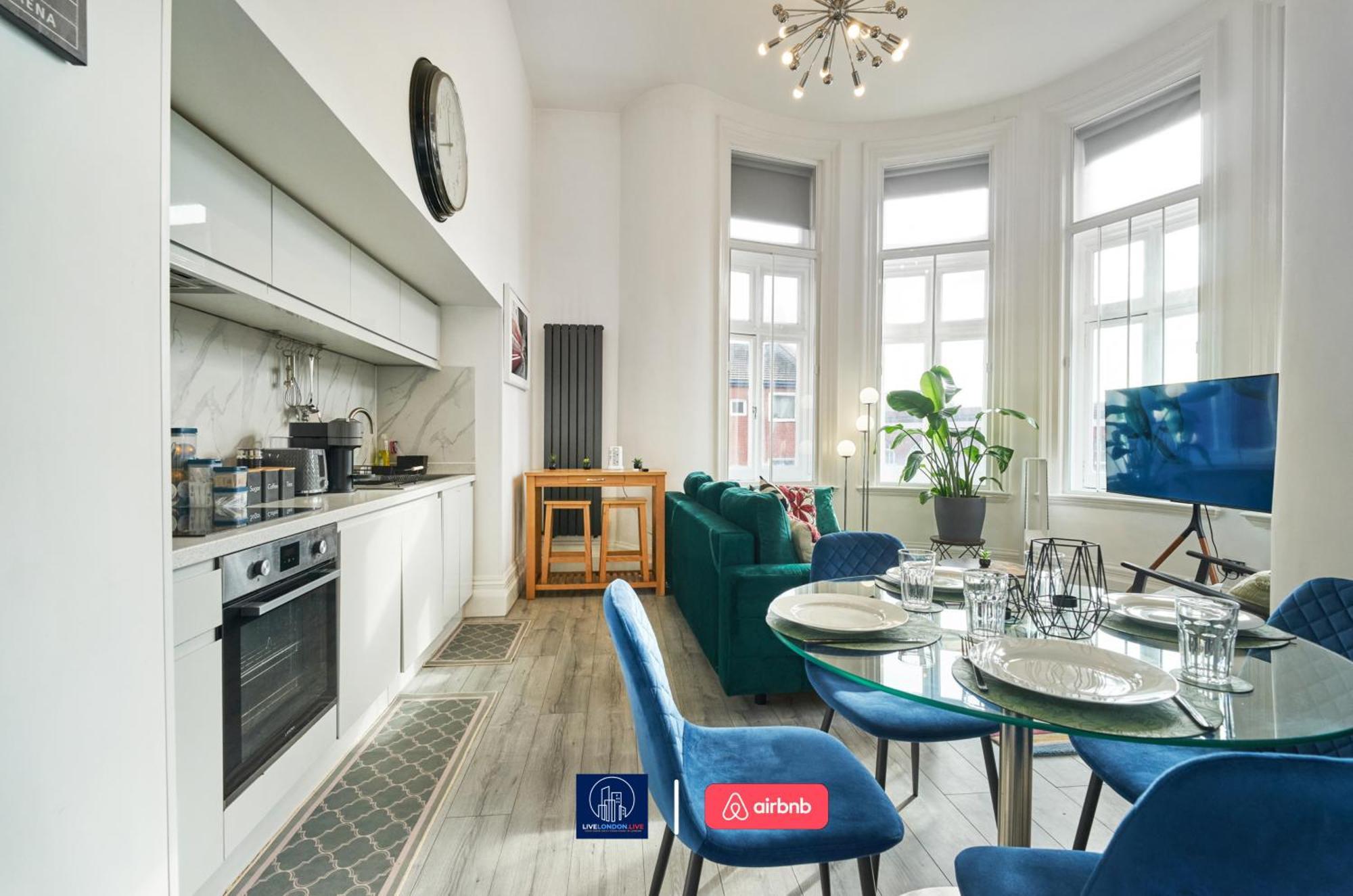 Last-Minute Specials L Sleeps Up To 4 Guests L One-Bedroom Apartment With King Bed And High Ceilings Near Camden By Live London Short Lets & Serviced Accommodation Экстерьер фото