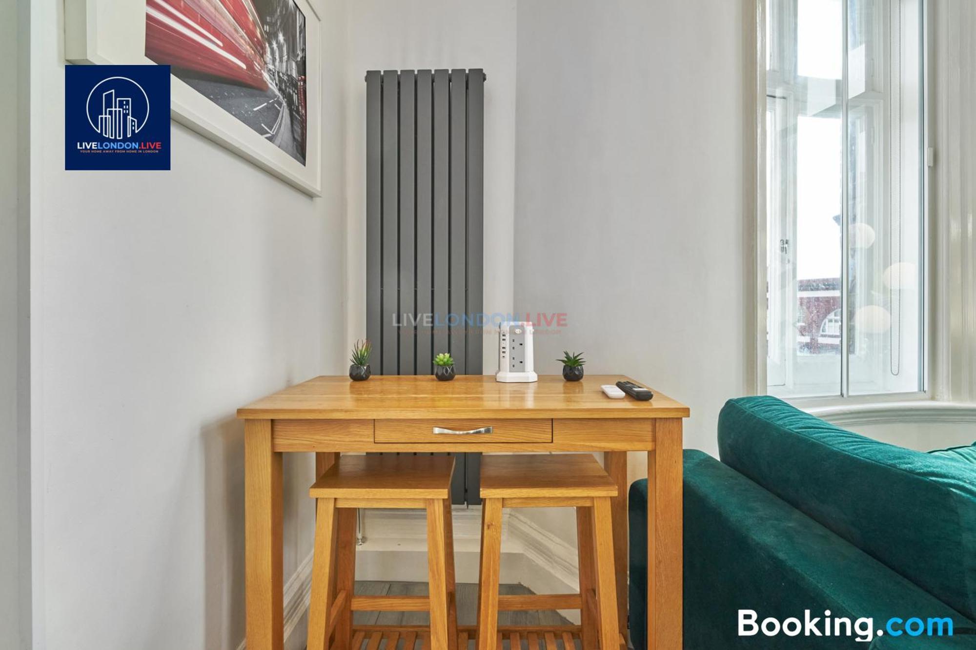 Last-Minute Specials L Sleeps Up To 4 Guests L One-Bedroom Apartment With King Bed And High Ceilings Near Camden By Live London Short Lets & Serviced Accommodation Экстерьер фото
